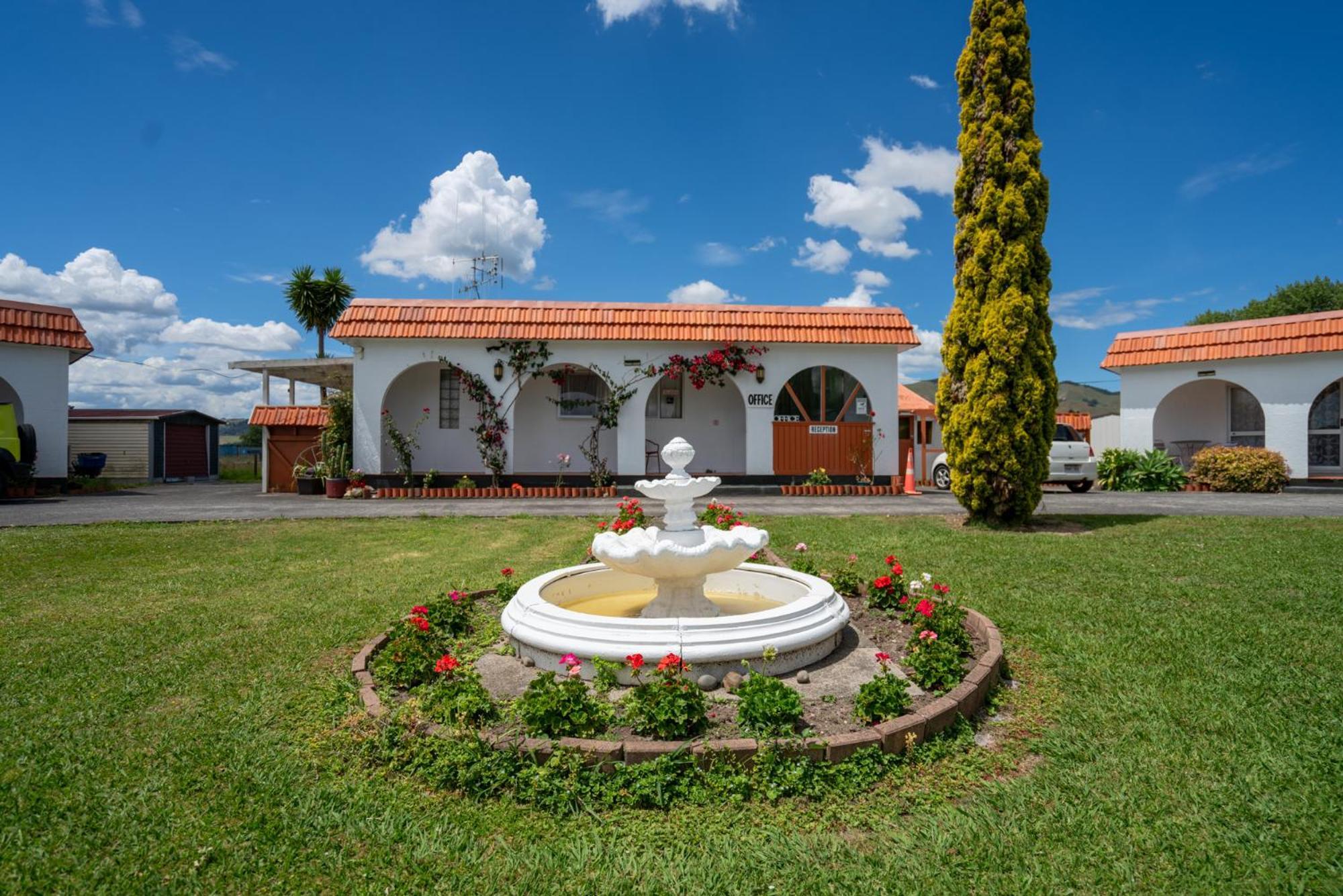 Casa Mexicana Paeroa Exteriör bild